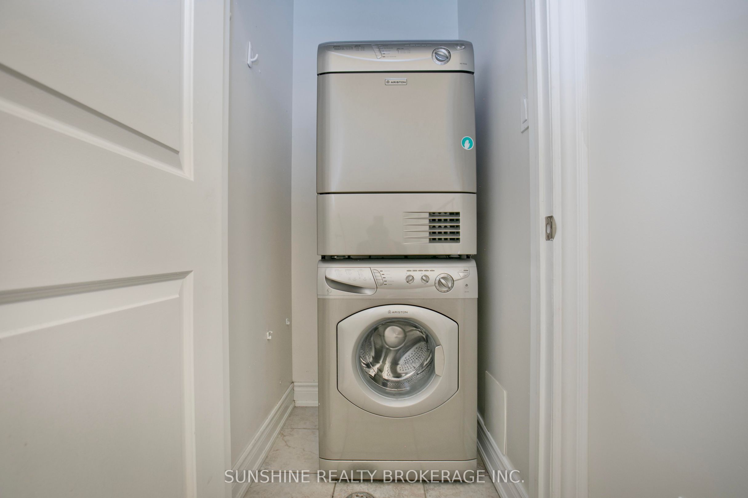 20 Hargrave Lane 12 Property Photo 26