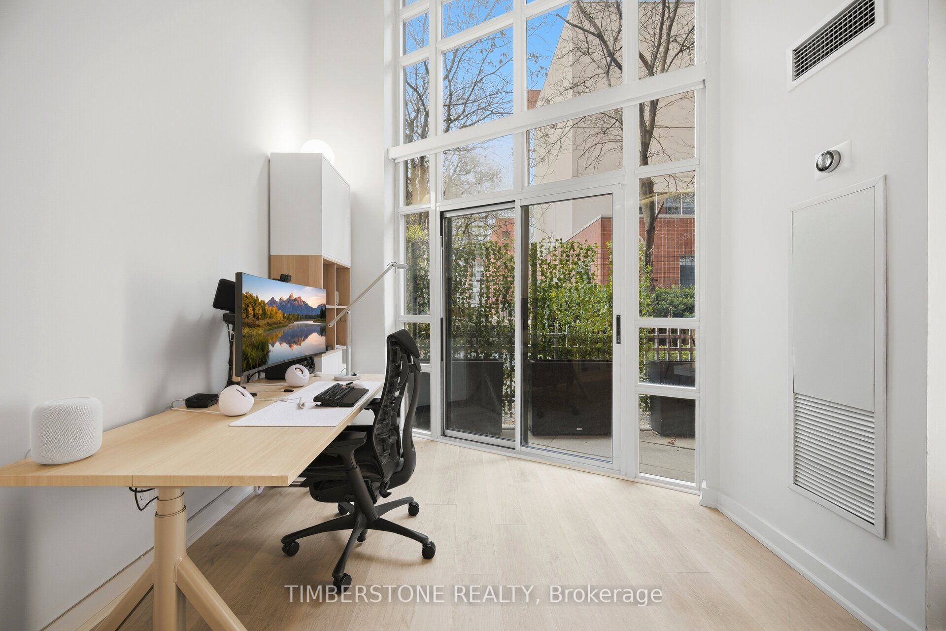 255 Richmond Street E 122 Property Photo 15