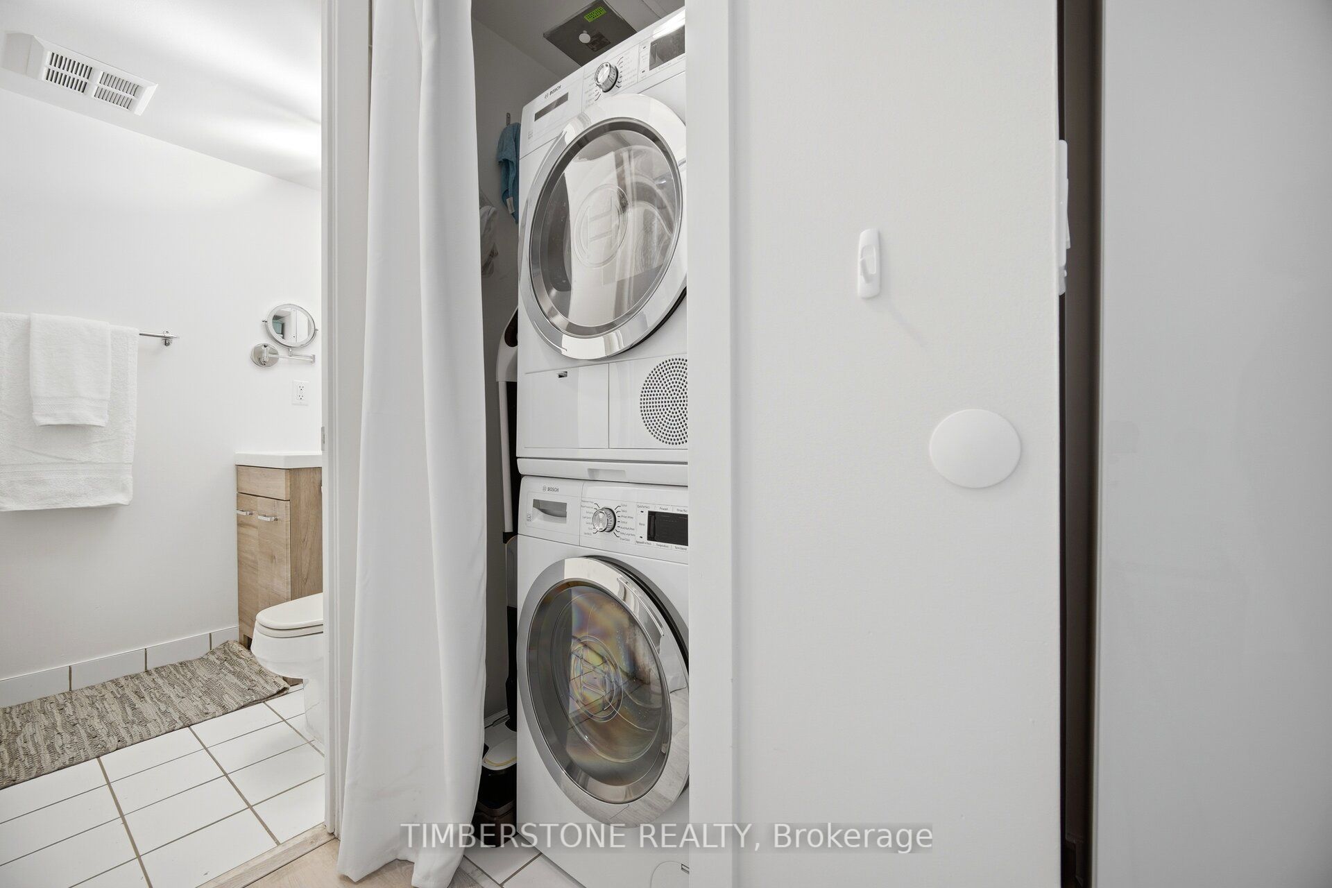 255 Richmond Street E 122 Property Photo 27