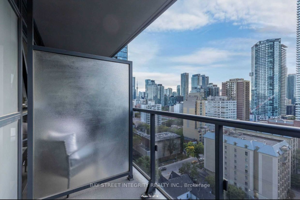 28 Ted Rogers Way 1705 Property Photo 15