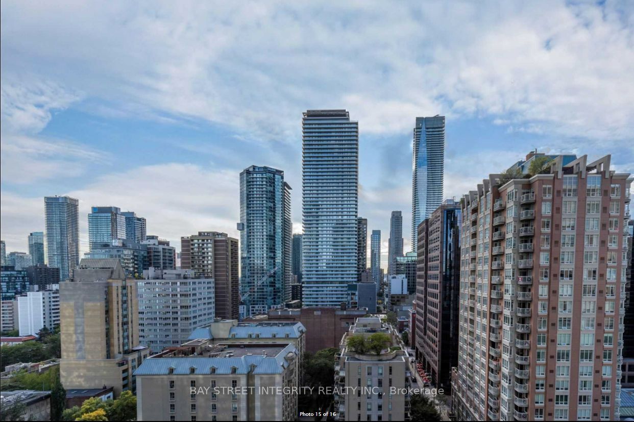 28 Ted Rogers Way 1705 Property Photo 16