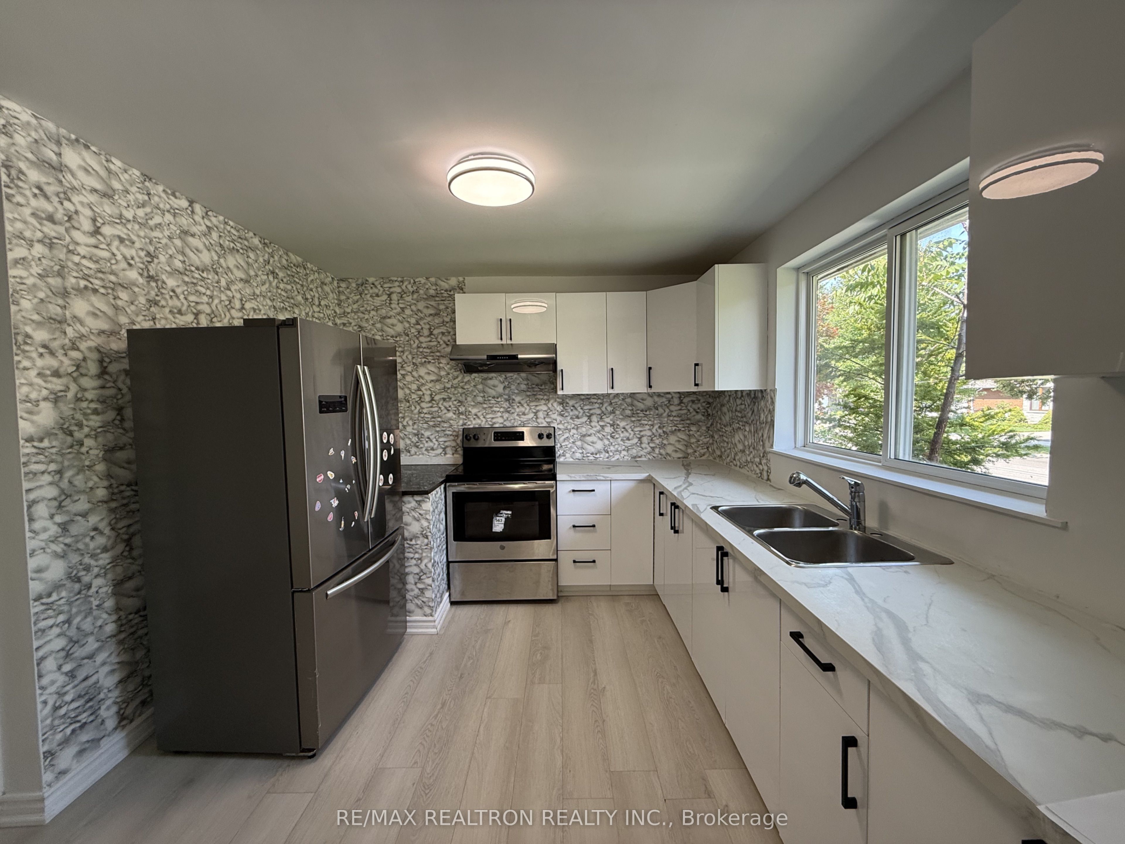 217 Moore Park Avenue Main Property Photo 4
