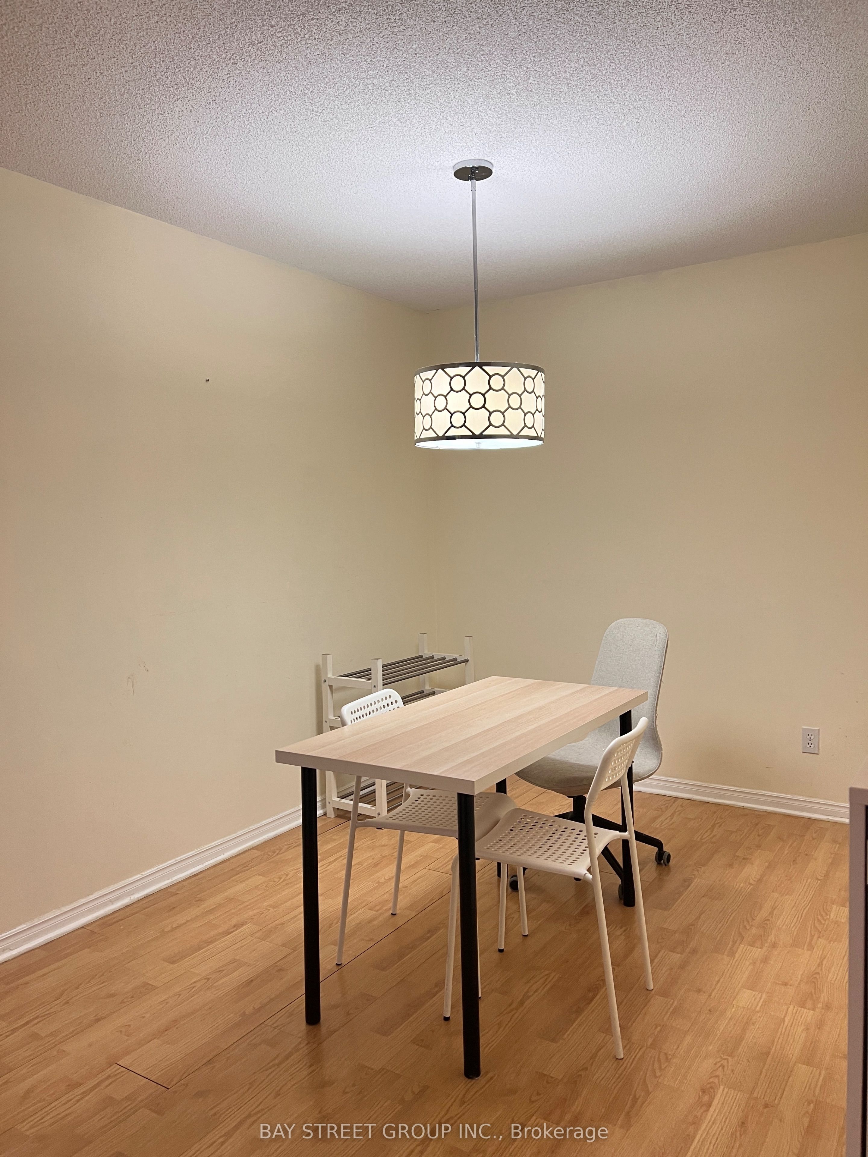 35 Empress Avenue 303 Property Photo 5