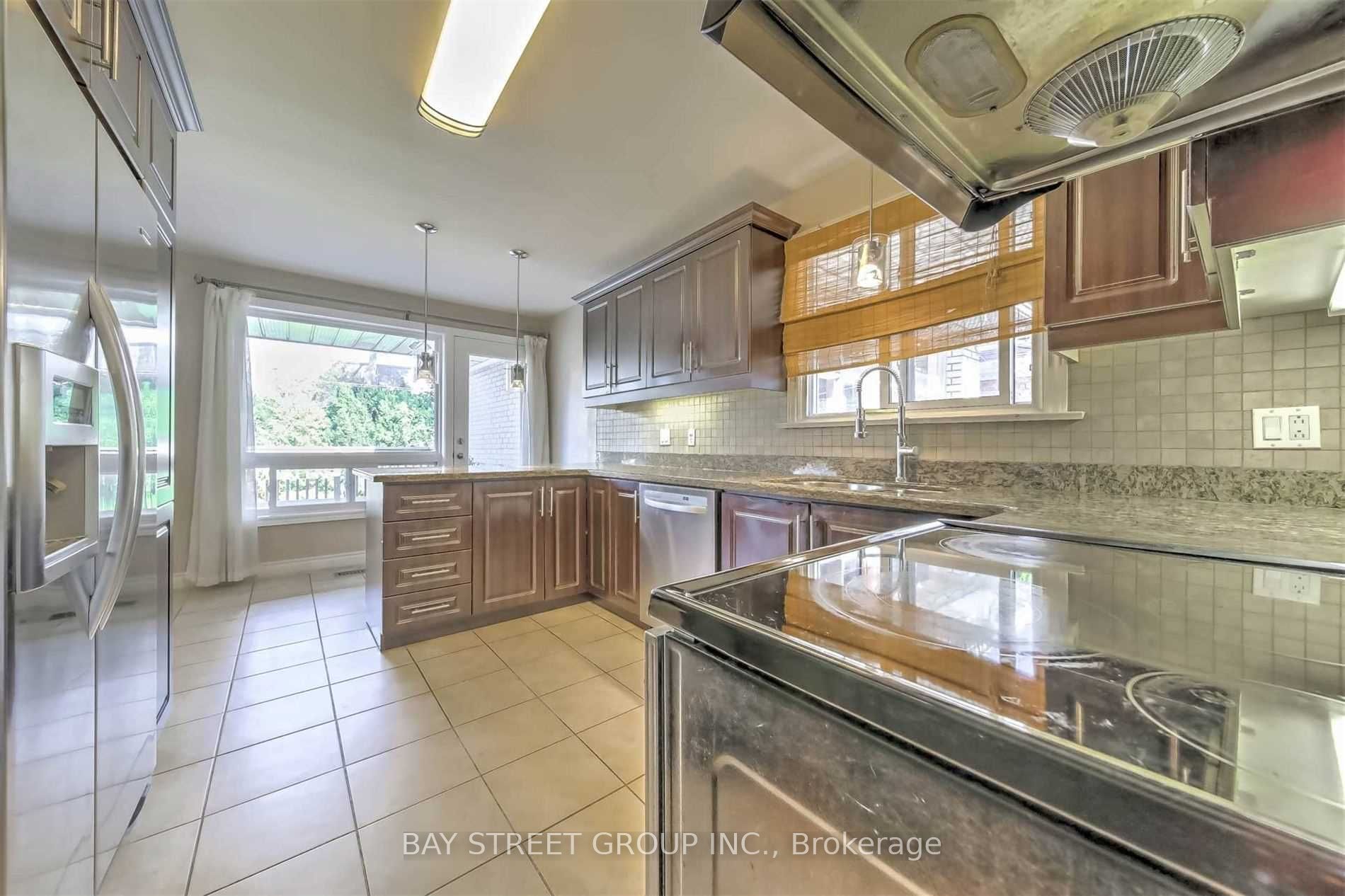 33 Heathview Avenue Property Photo 6