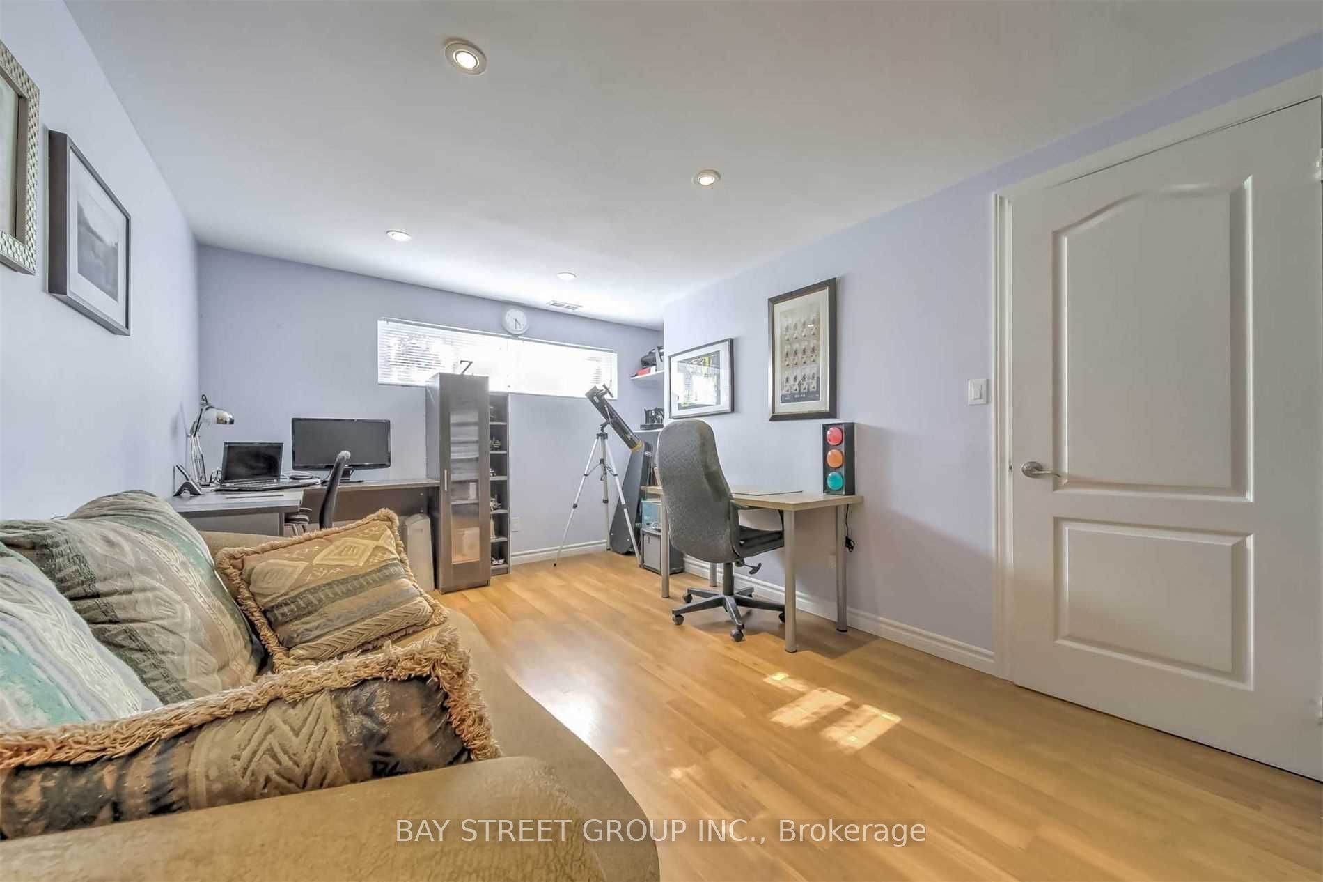 33 Heathview Avenue Property Photo 17