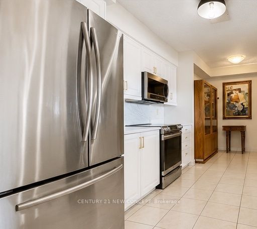 100 Upper Madison Avenue 2601 Property Photo 3