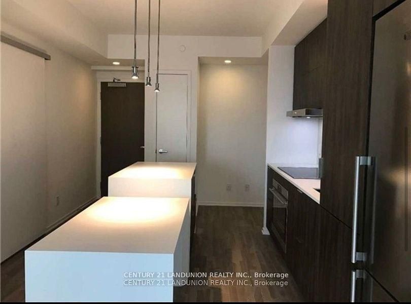 1 Bloor Street E 2612 Property Photo 6