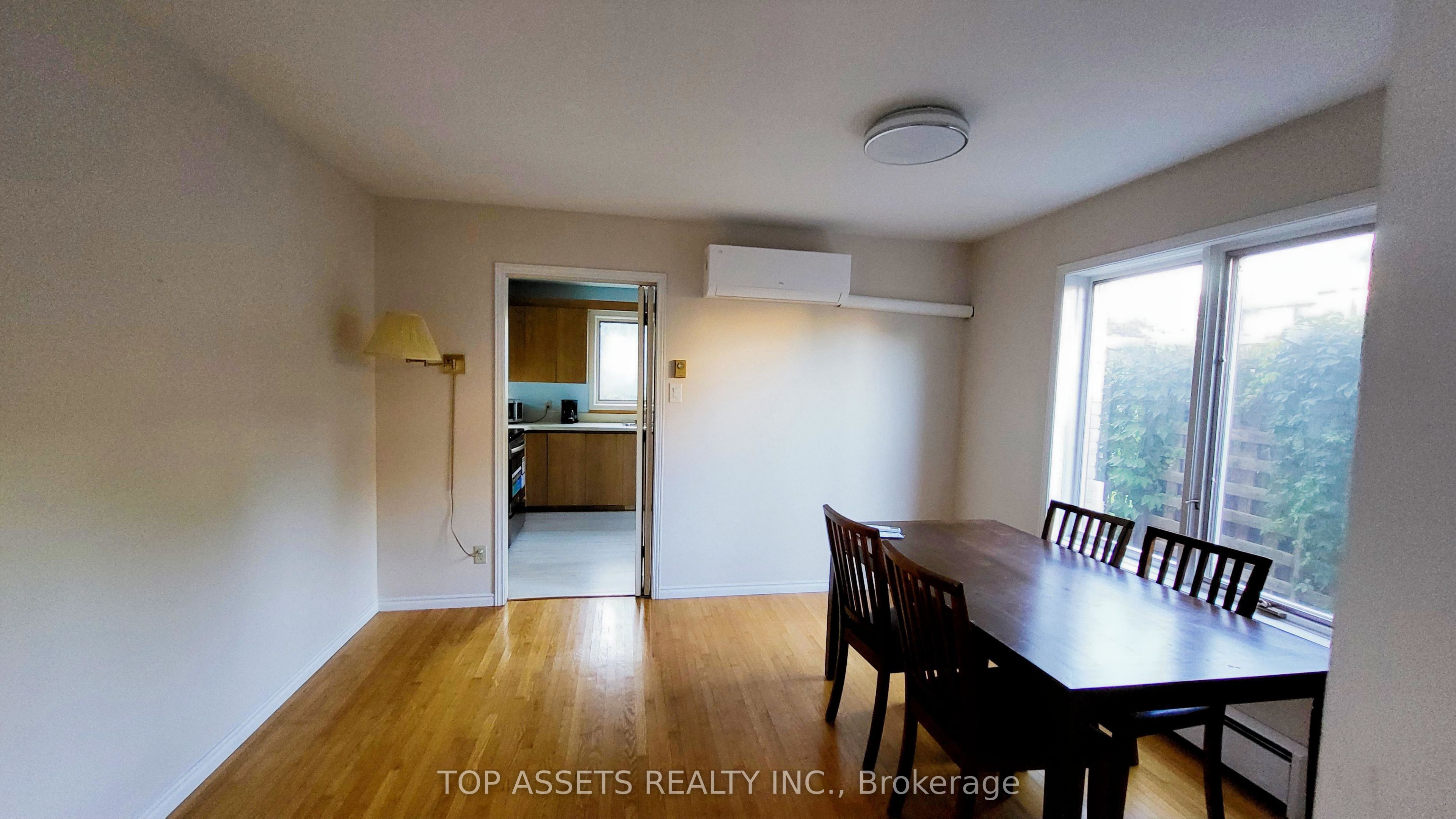 448 Cummer Avenue Unit A Property Photo 5