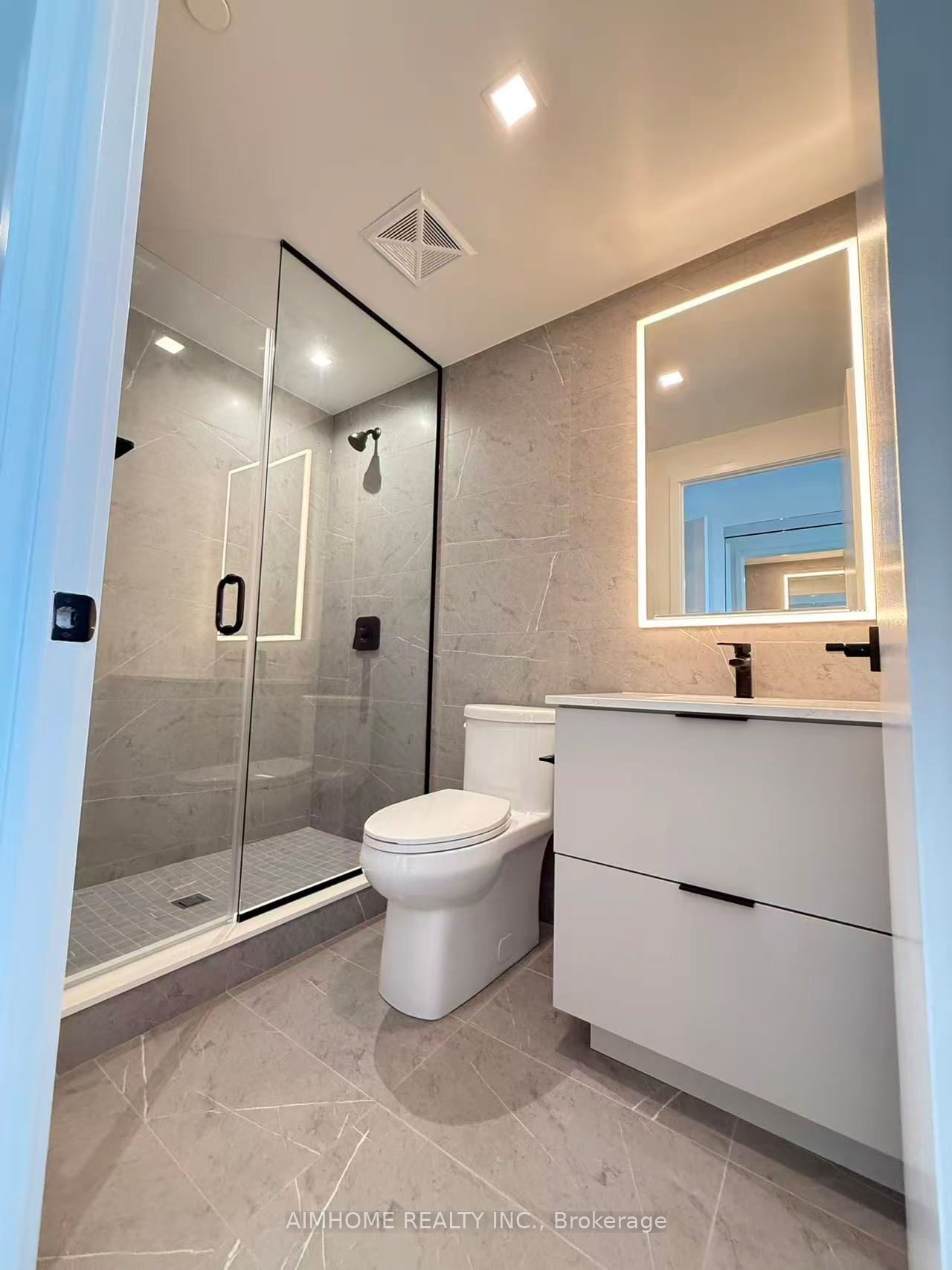 609 Sherbourne Street 4309 Property Photo 33