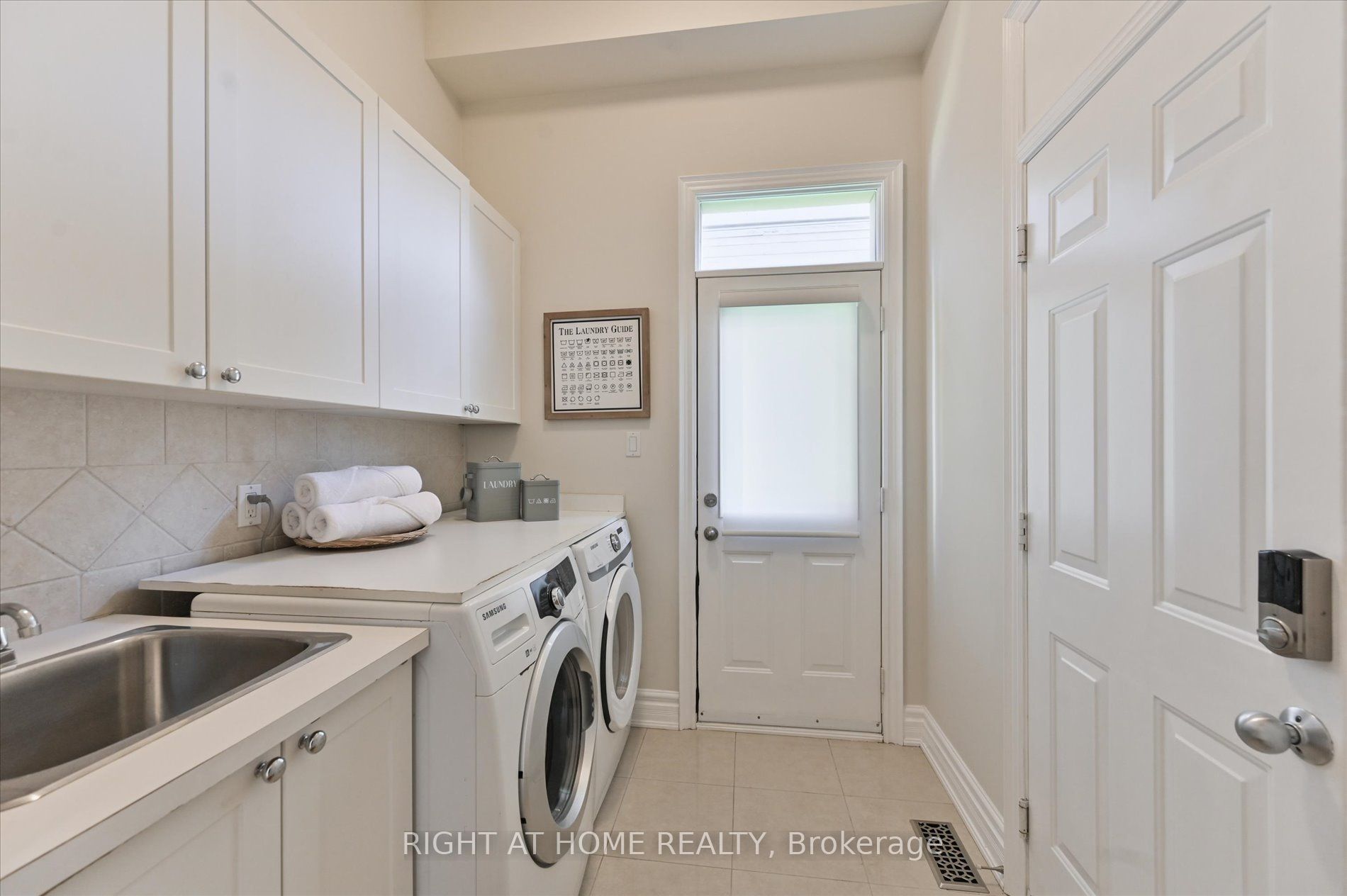 154 Charlton Boulevard Property Photo 19