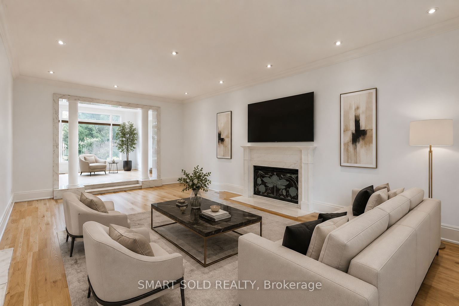 347 Cortleigh Boulevard Property Photo 6