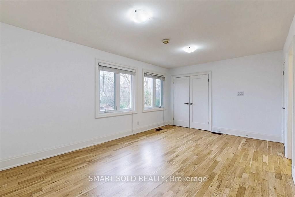 347 Cortleigh Boulevard Property Photo 27