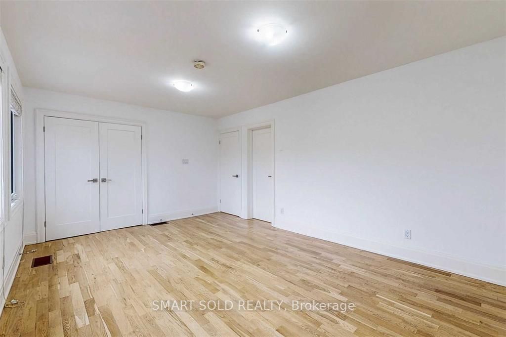 347 Cortleigh Boulevard Property Photo 28