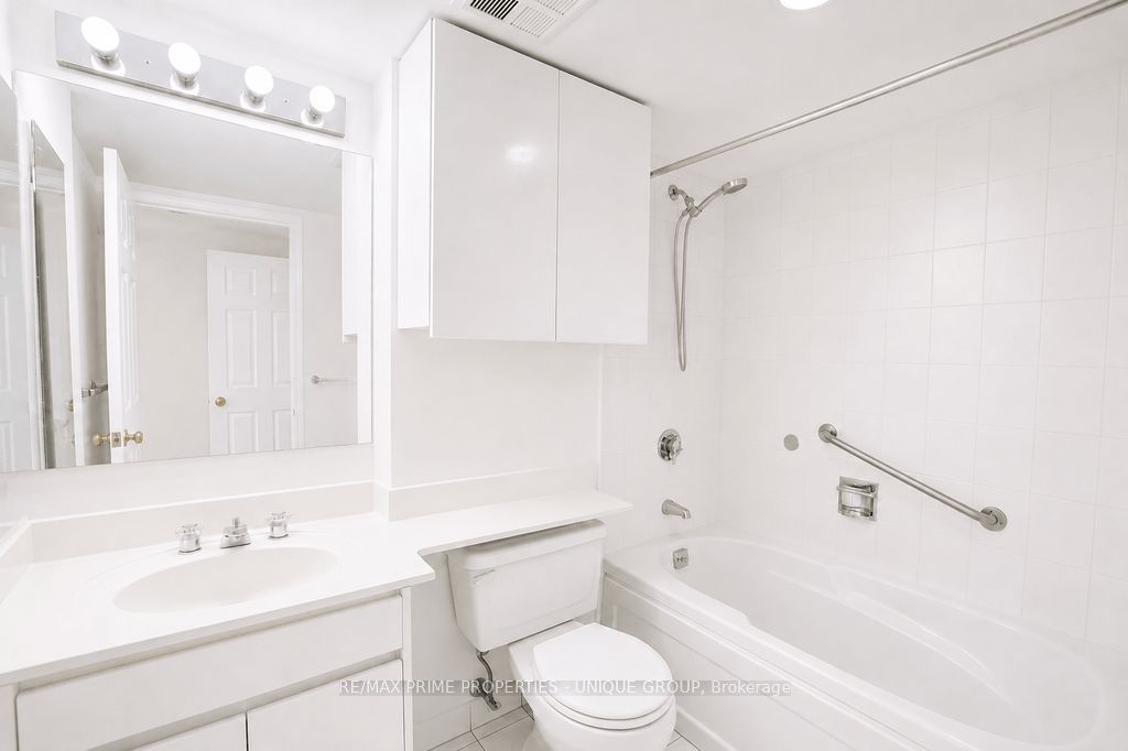 10 Torresdale Avenue 1408 Property Photo 45