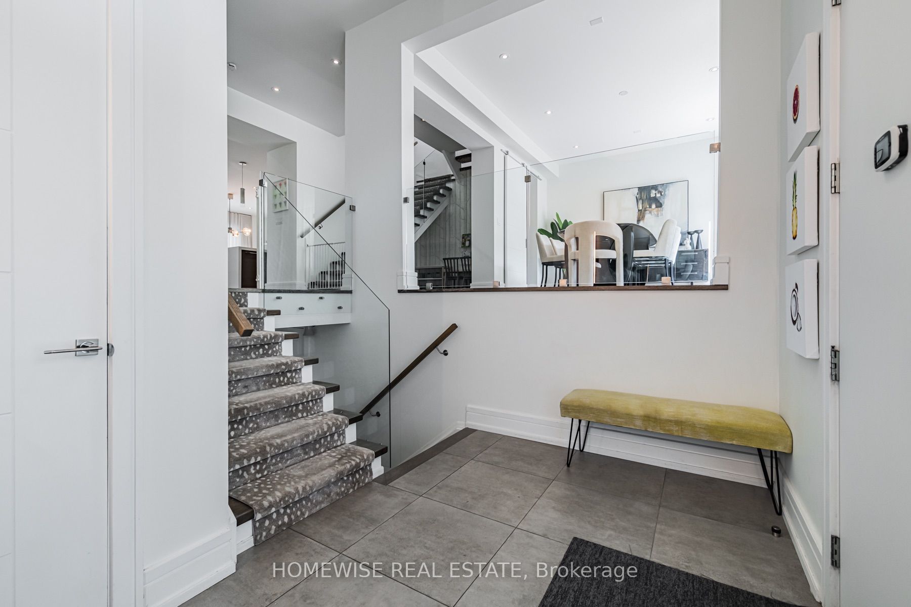 90 Mcgillivray Avenue Property Photo 3