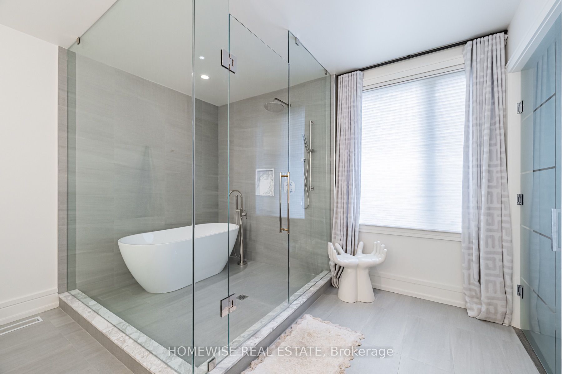 90 Mcgillivray Avenue Property Photo 19