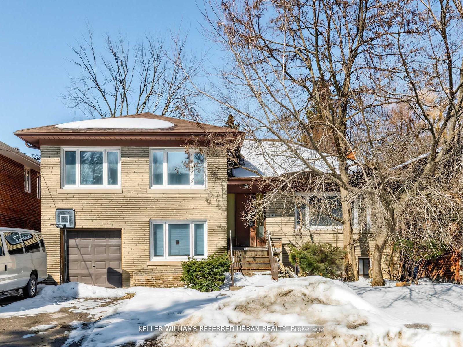 14 Frontenac Avenue