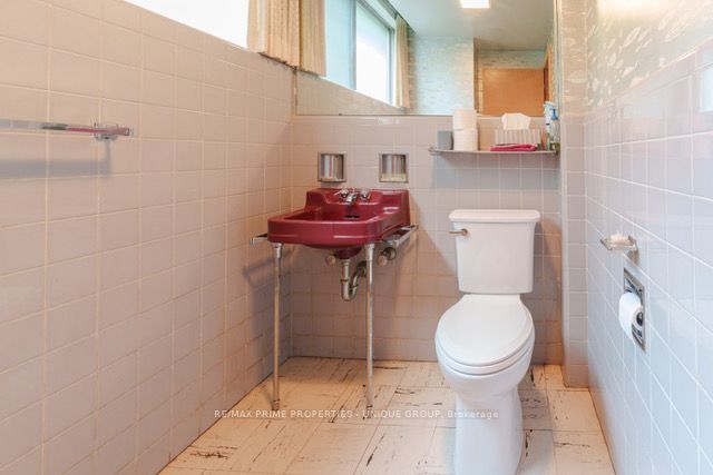 105 Park Road Property Photo 9