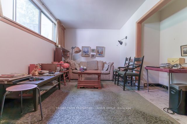 105 Park Road Property Photo 12