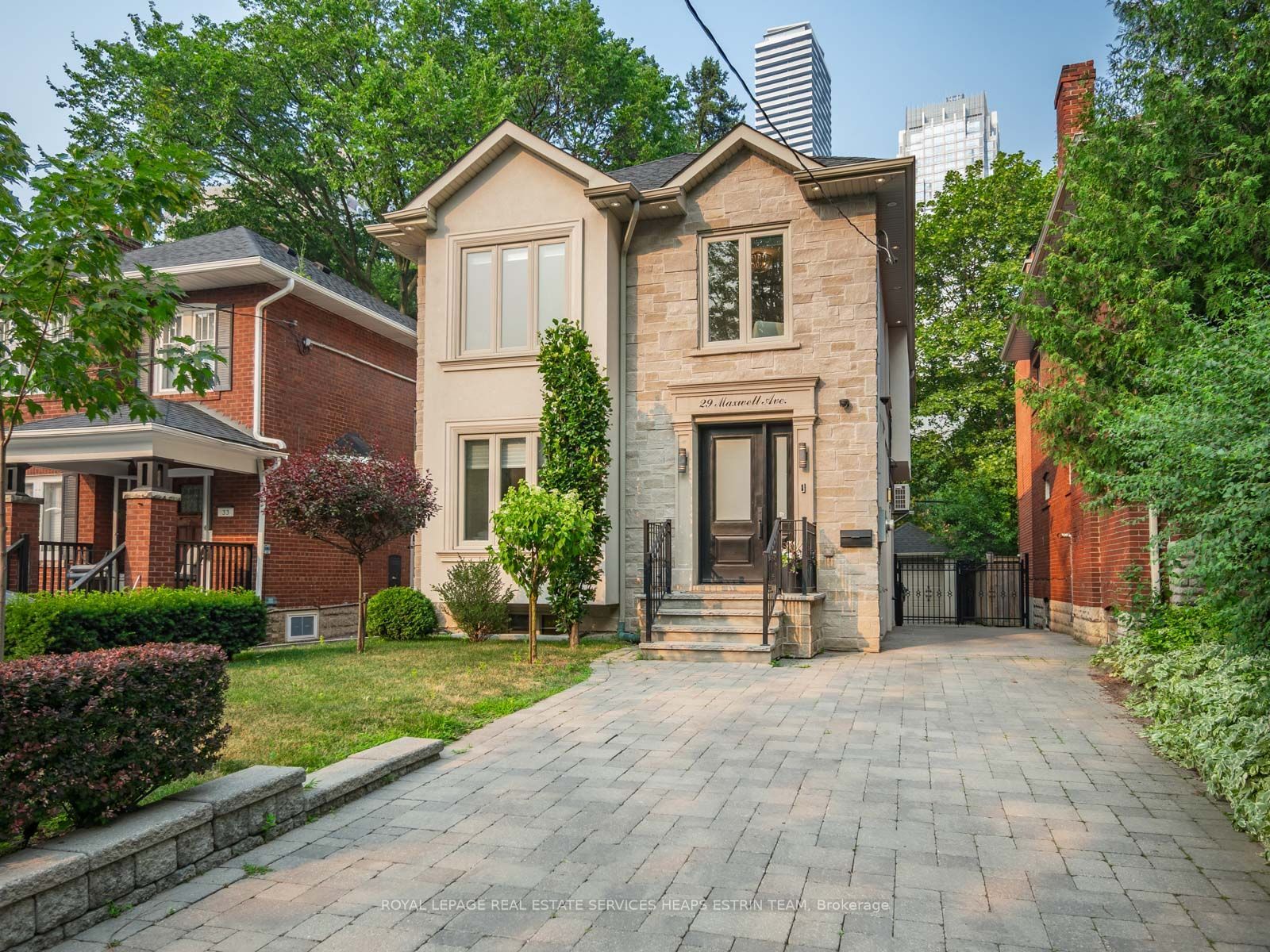 29 Maxwell Avenue Property Photo 1