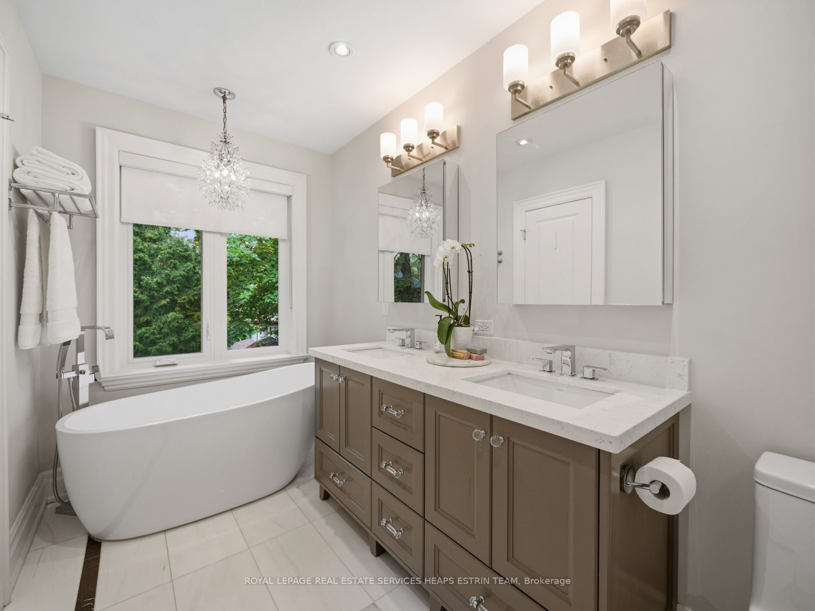 29 Maxwell Avenue Property Photo 23