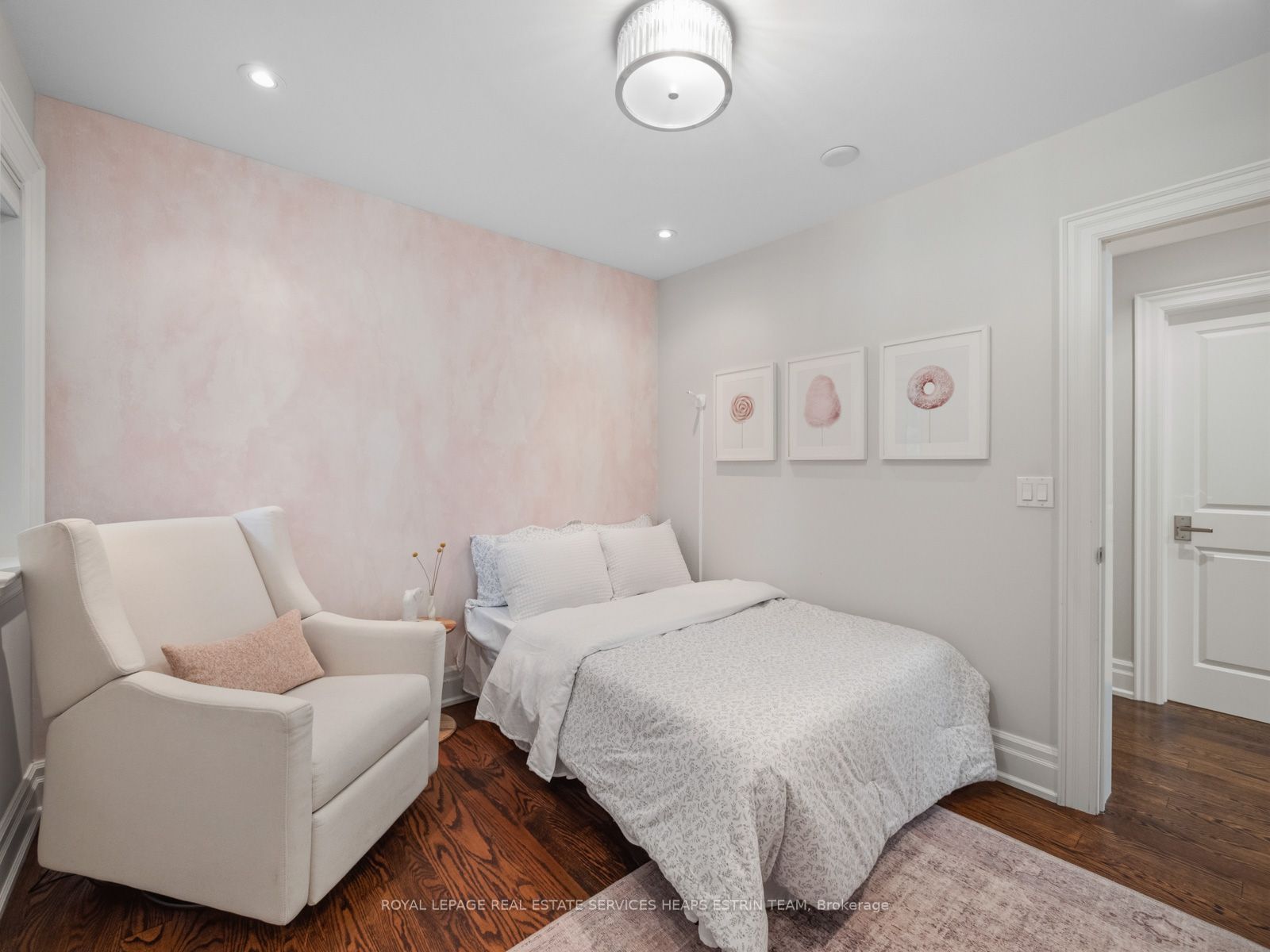29 Maxwell Avenue Property Photo 28