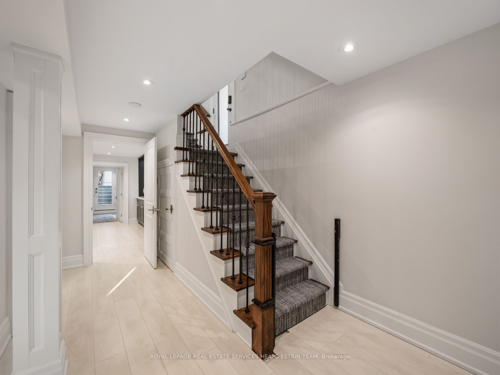 29 Maxwell Avenue Property Photo 34