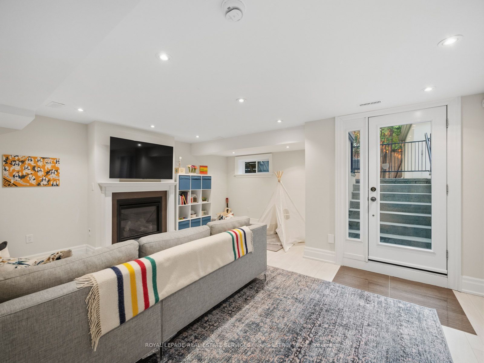 29 Maxwell Avenue Property Photo 40