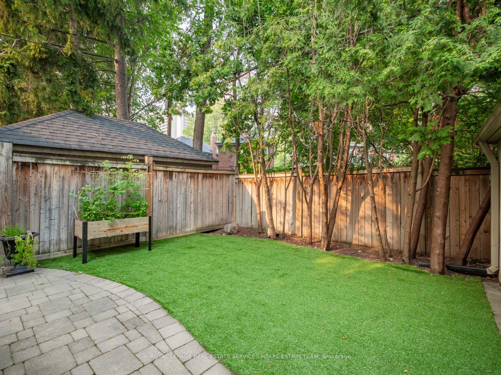 29 Maxwell Avenue Property Photo 44