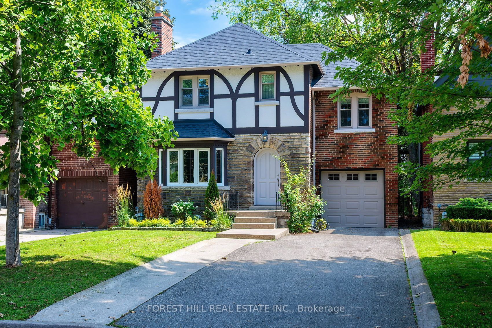 17 Fairleigh Crescent Property Photo 1