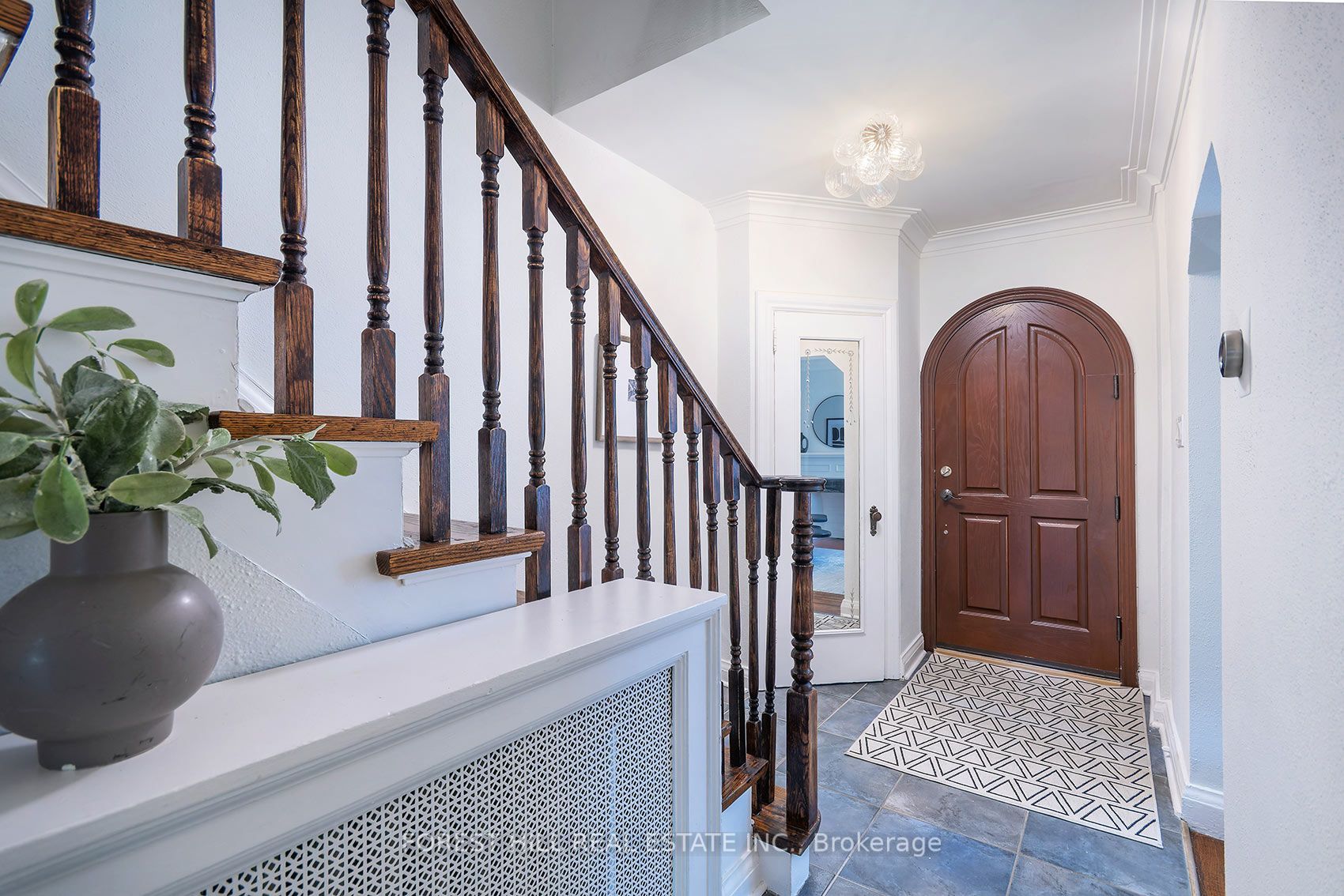 17 Fairleigh Crescent Property Photo 2