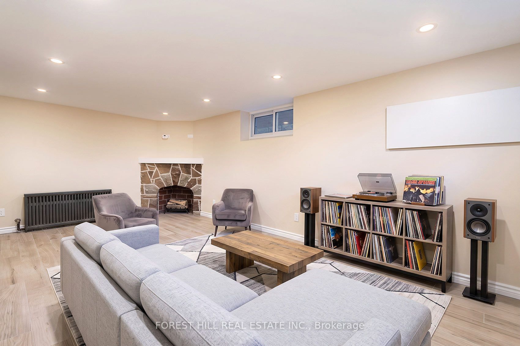 17 Fairleigh Crescent Property Photo 24