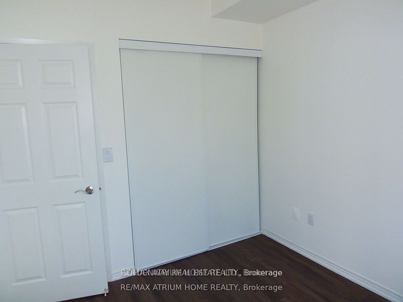 7 Concorde Place 2901 Property Photo 5