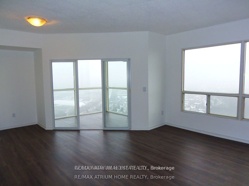 7 Concorde Place 2901 Property Photo 6