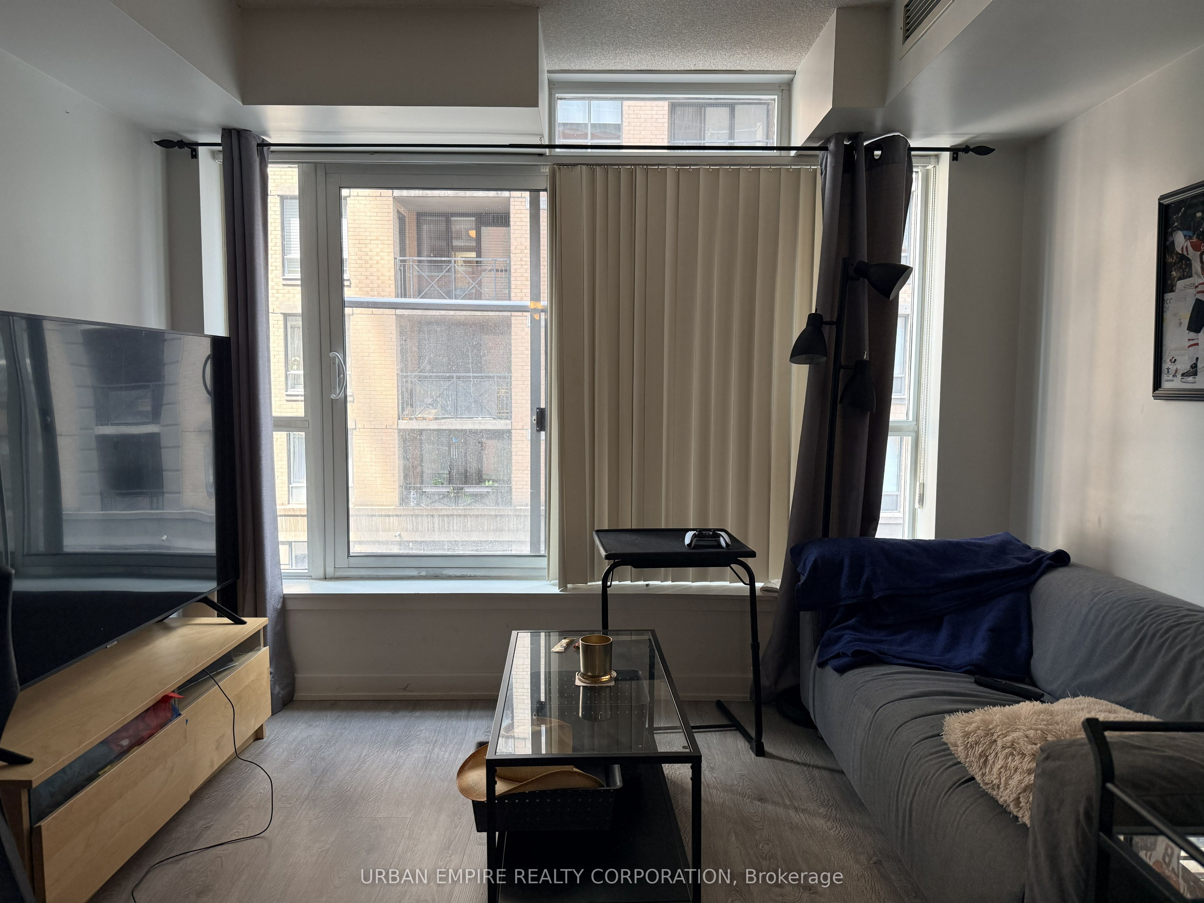 126 Simcoe Street 408 Property Photo 10