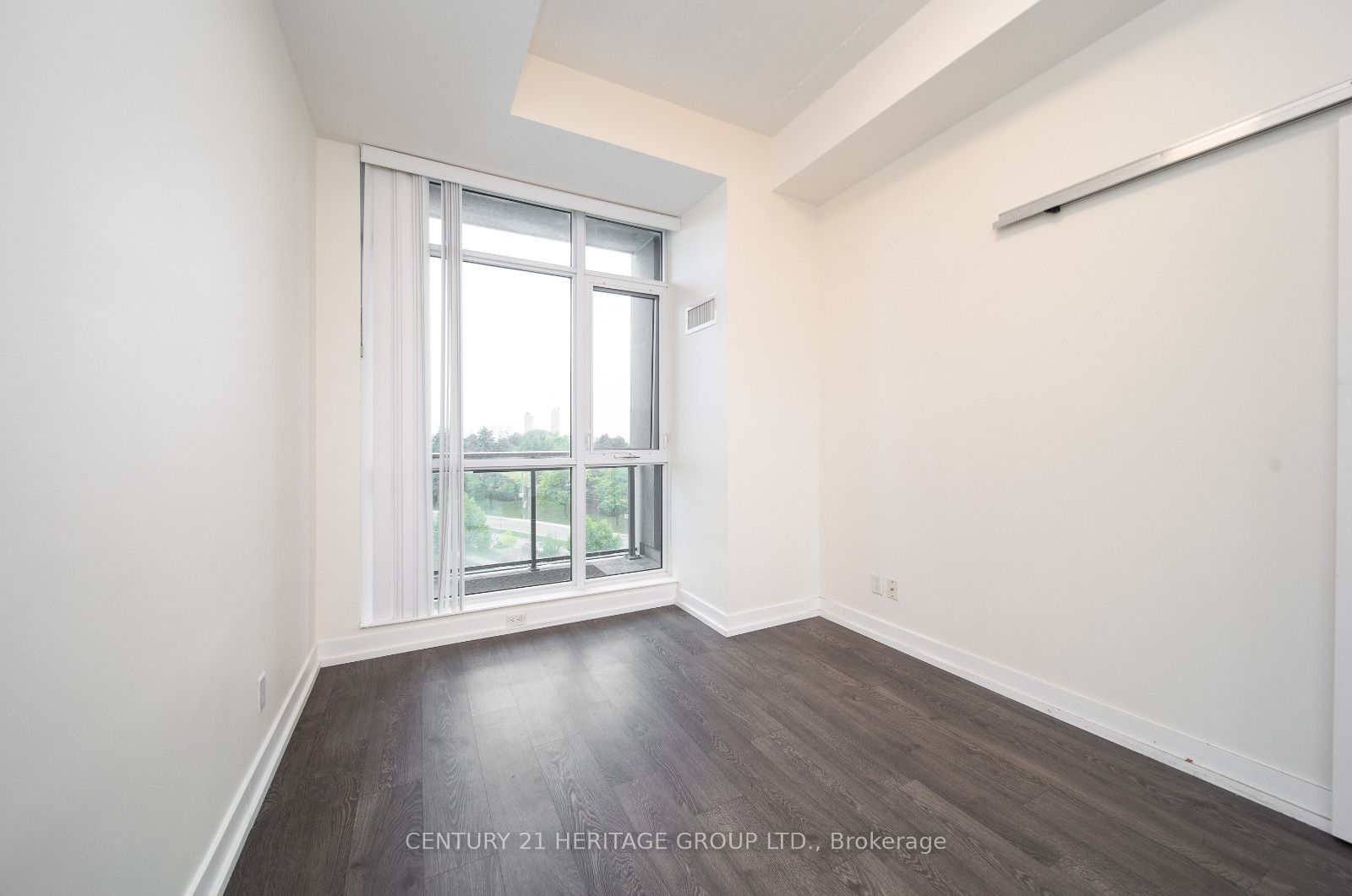 75 The Donway W 509 Property Photo 11
