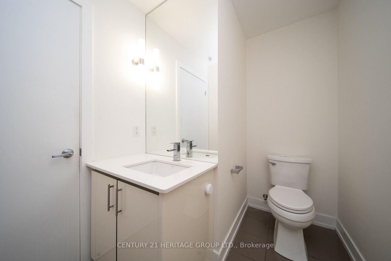 75 The Donway W 509 Property Photo 13