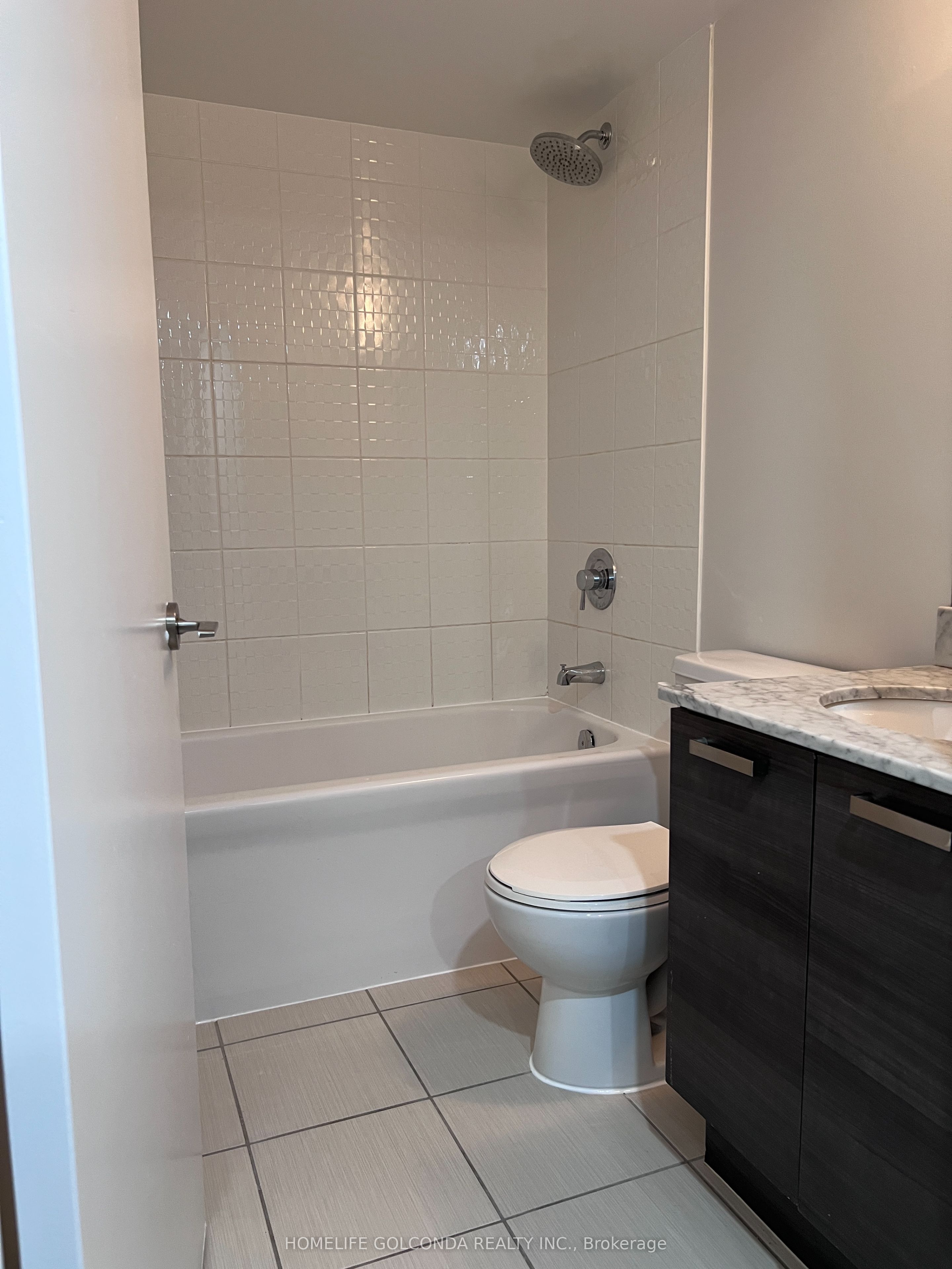 36 Lisgar Street 708e Property Photo 7