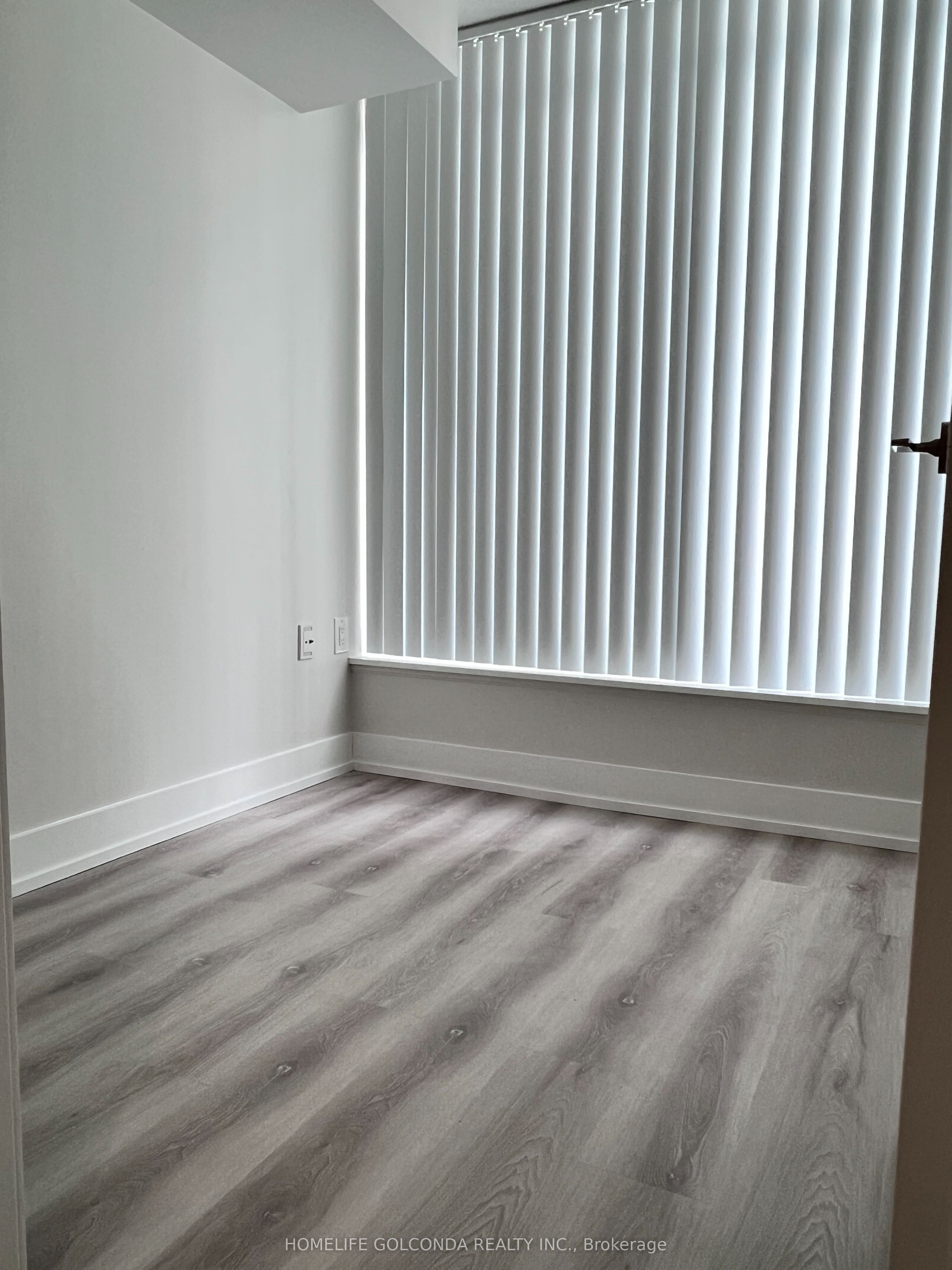 36 Lisgar Street 708e Property Photo 10