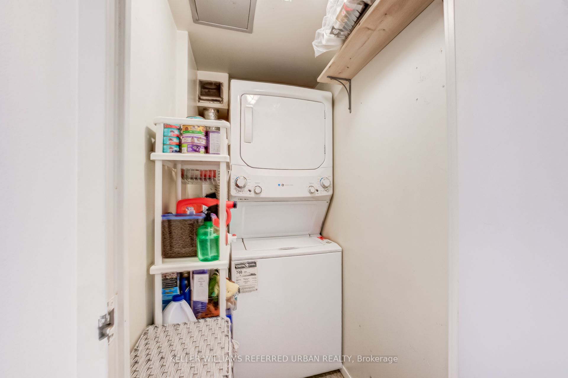 633 Bay Street 2602 Property Photo 33