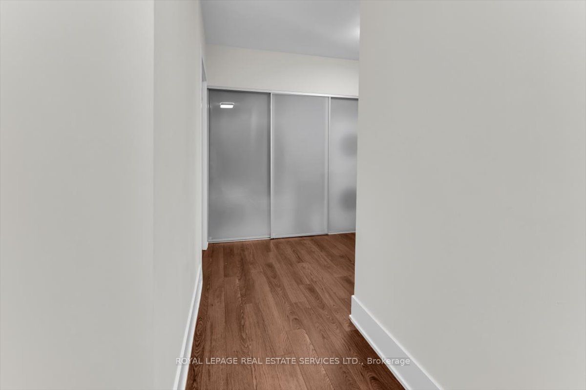 300 Front Street 1711 Property Photo 14