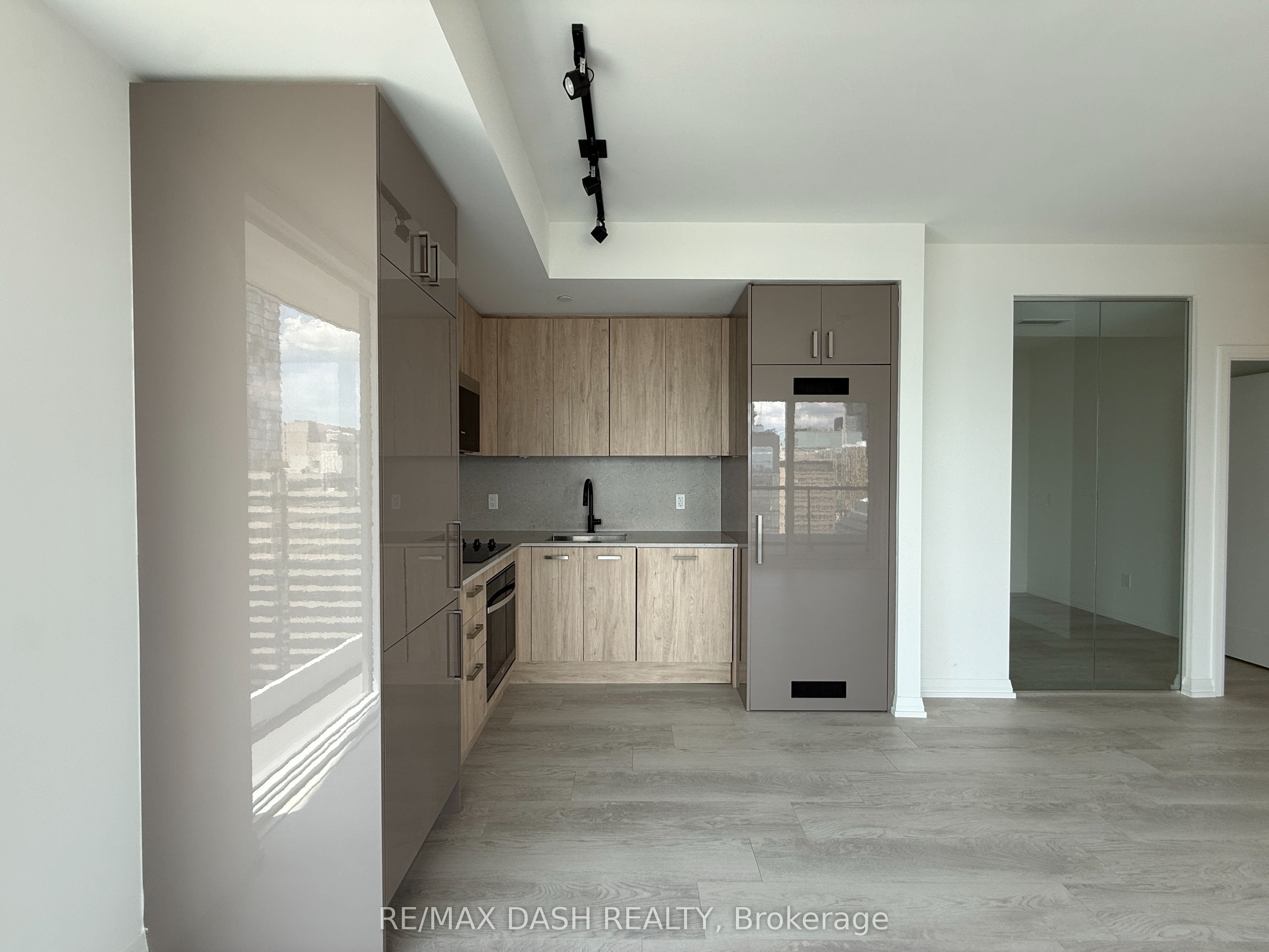 280 Dundas Street W 2505 Property Photo 22