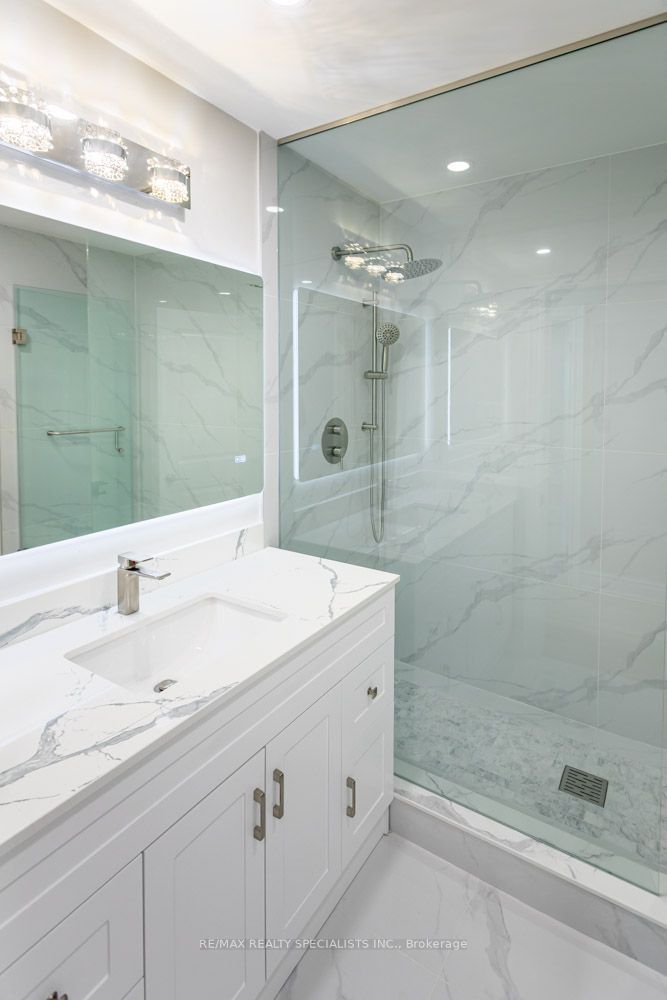 22 Heathview Avenue Property Photo 15