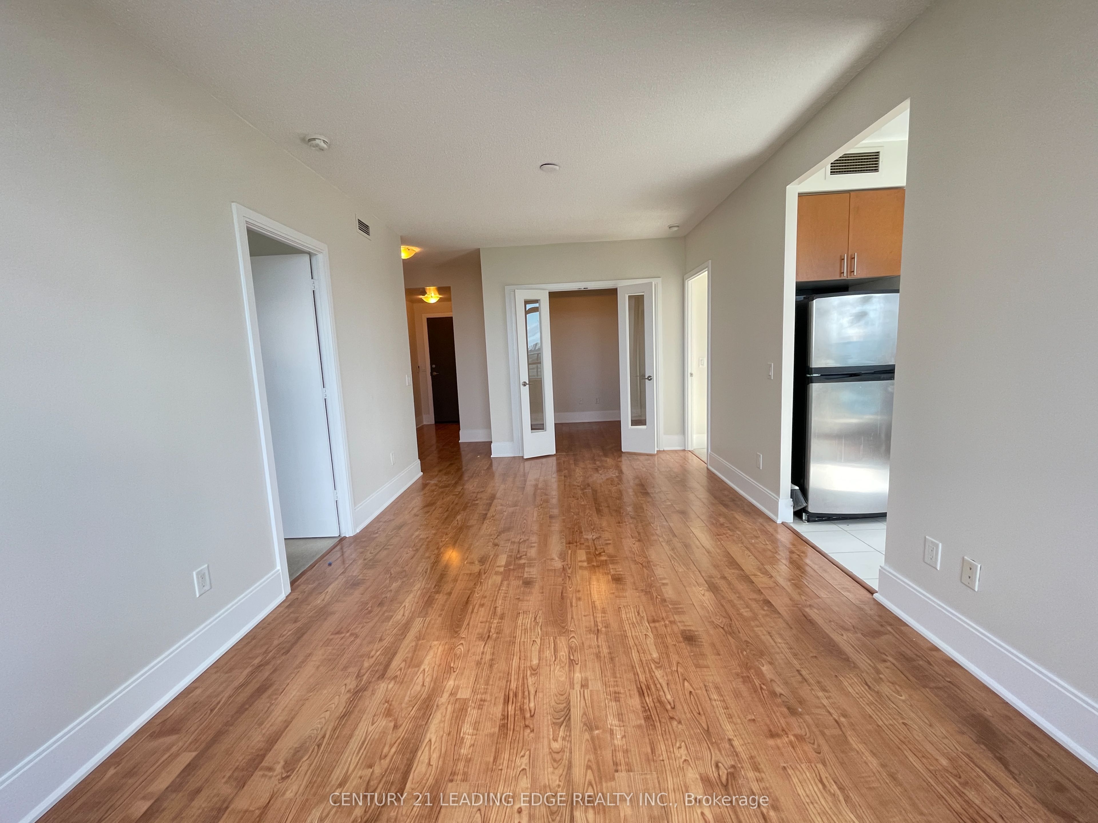 181 Wynford Drive 1007 Property Photo 4