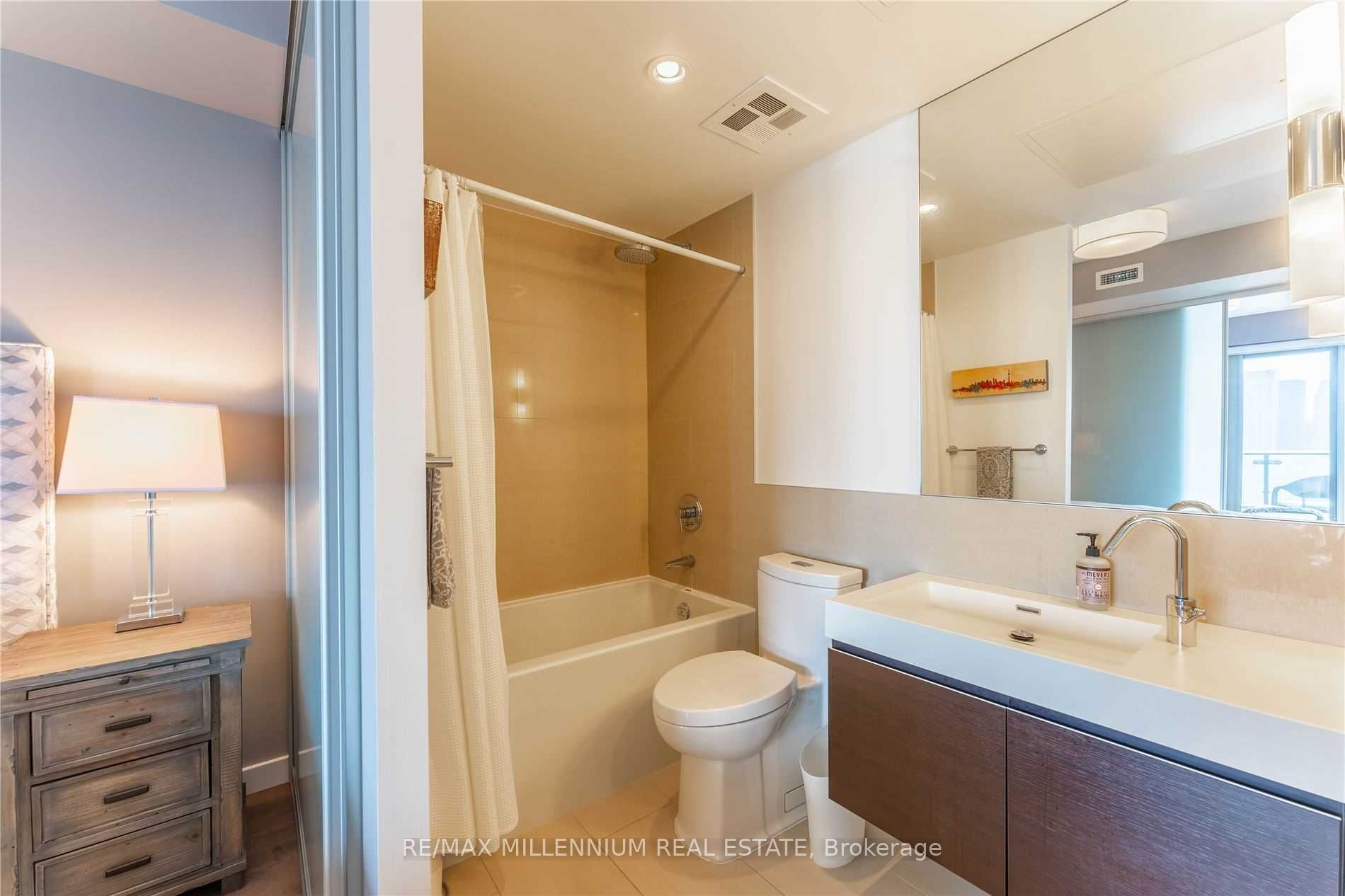 70 Distillery Lane 3108 Property Photo 8