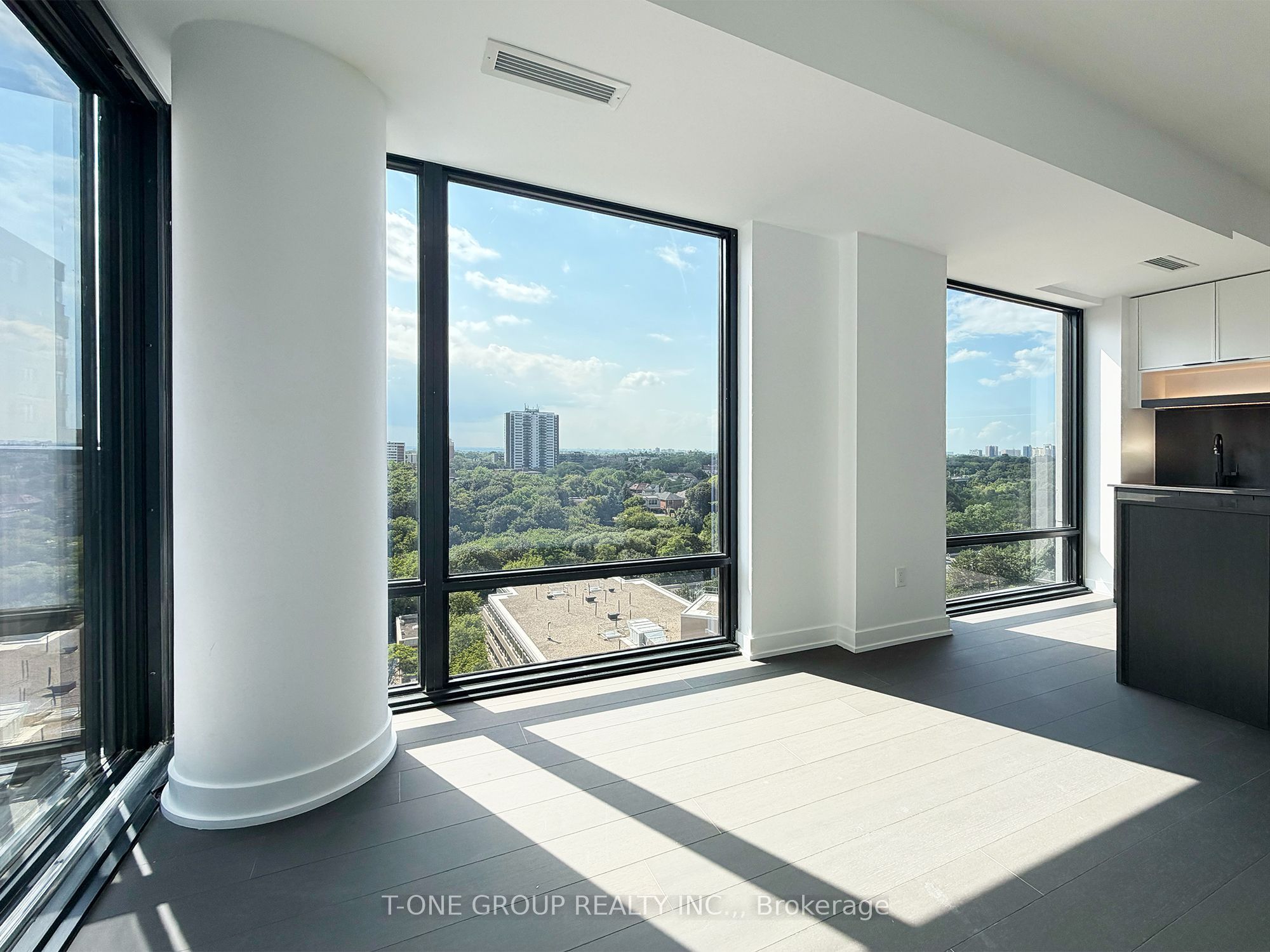 91 Montclair Avenue 1706 Property Photo 1