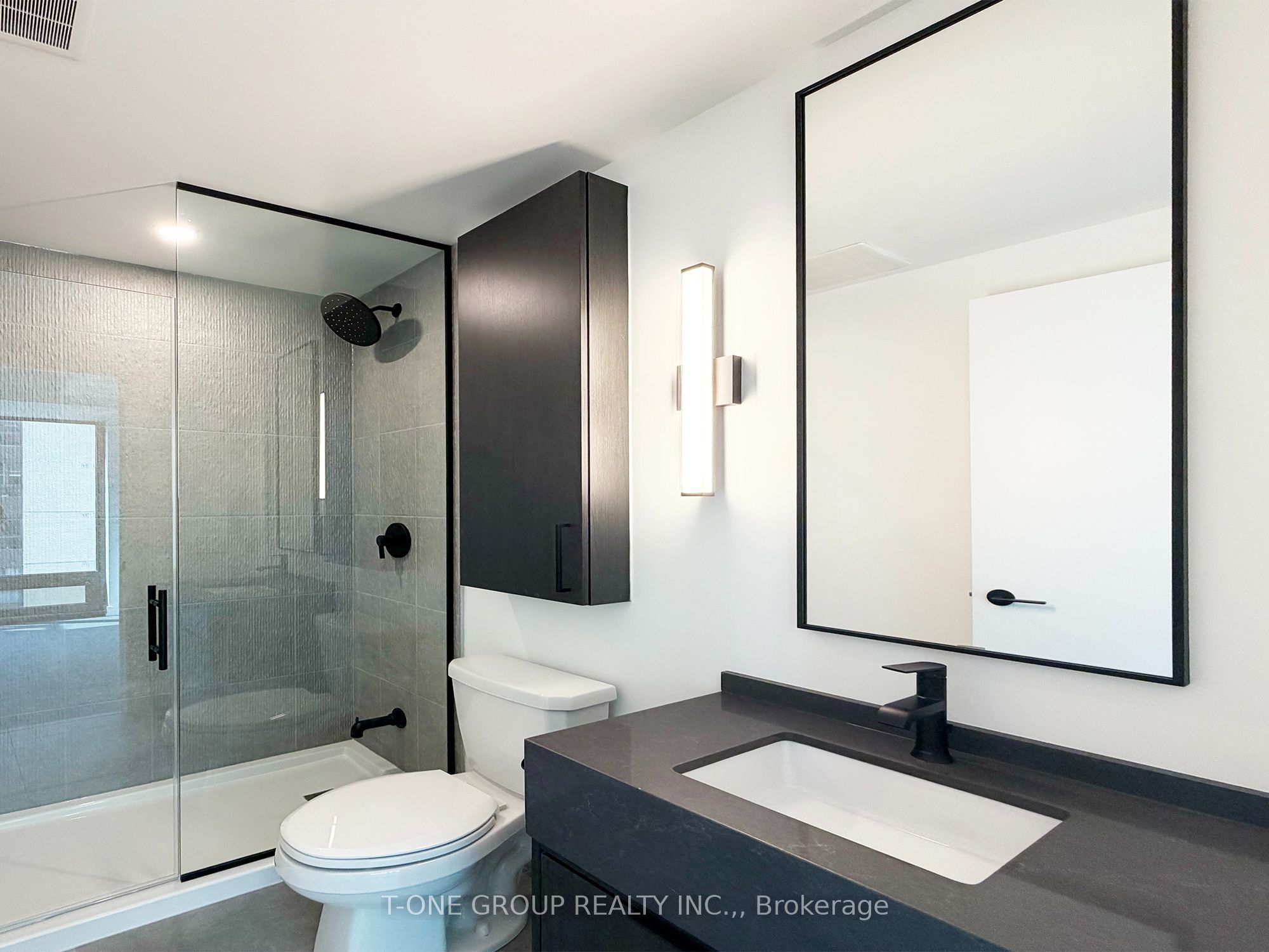 91 Montclair Avenue 1706 Property Photo 15
