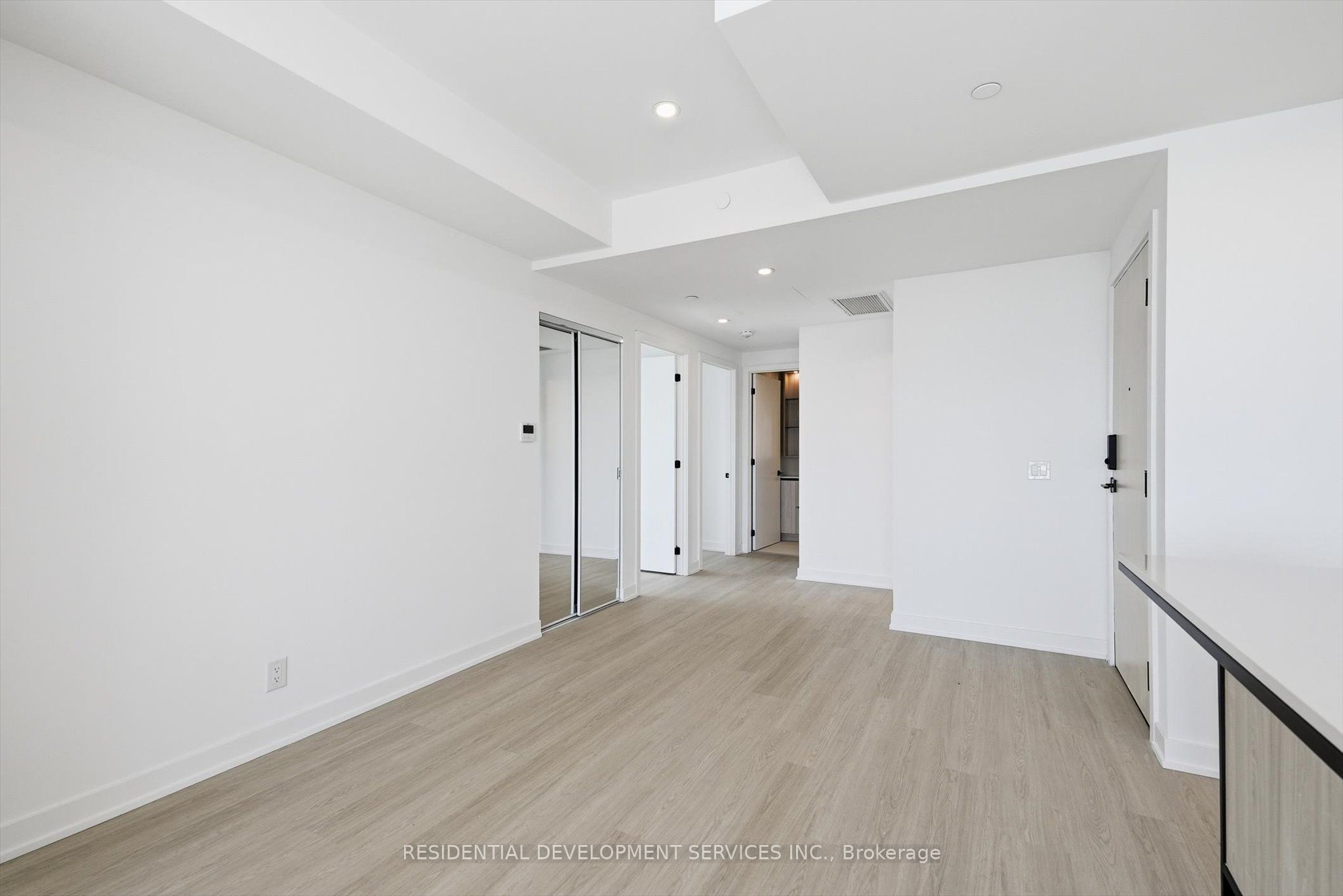 699 Sheppard Avenue E 1103 Property Photo 12