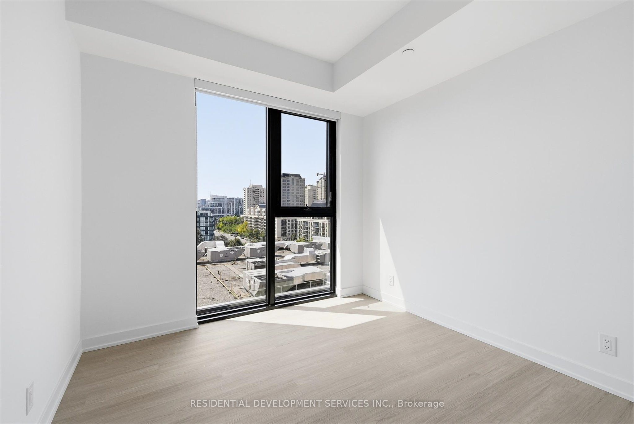 699 Sheppard Avenue E 1103 Property Photo 16
