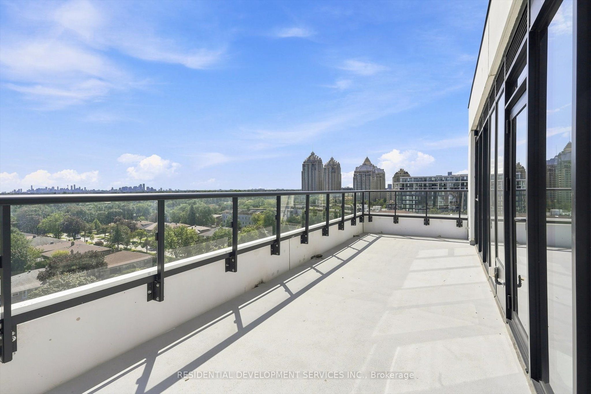 699 Sheppard Avenue E 1103 Property Photo 22